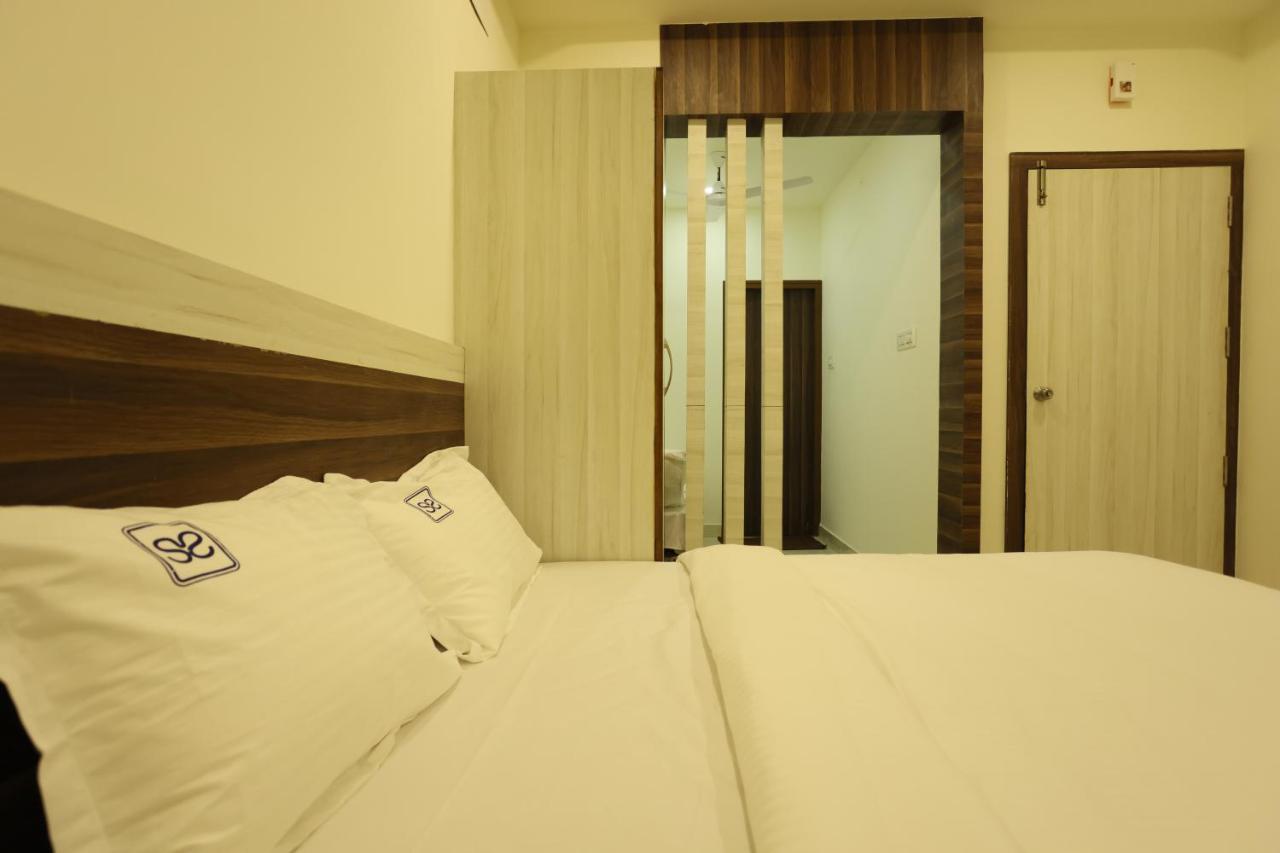 Hotel Sigma Suites Bangalore Exterior photo
