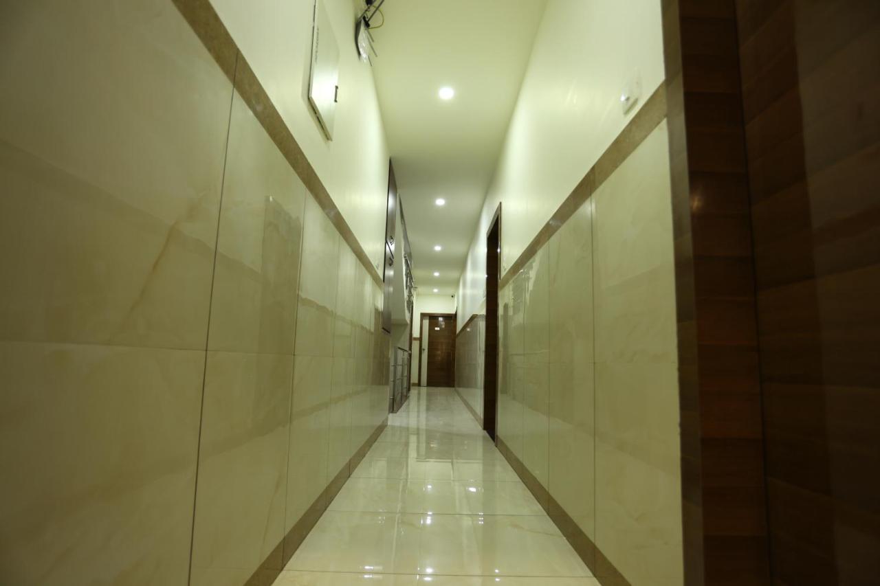 Hotel Sigma Suites Bangalore Exterior photo
