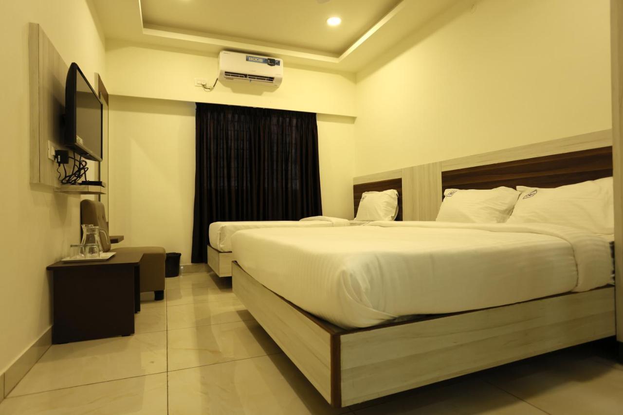 Hotel Sigma Suites Bangalore Exterior photo