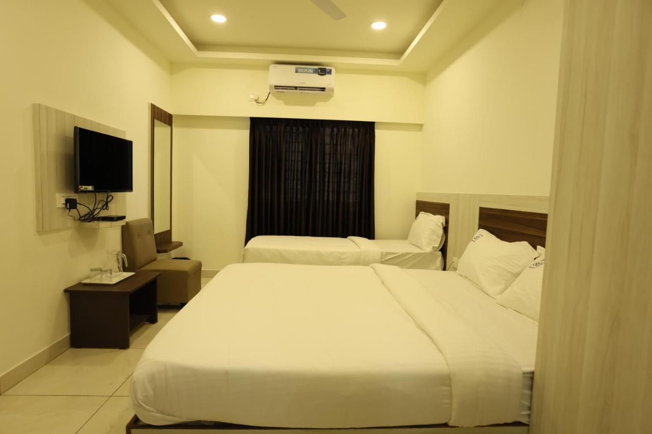 Hotel Sigma Suites Bangalore Exterior photo
